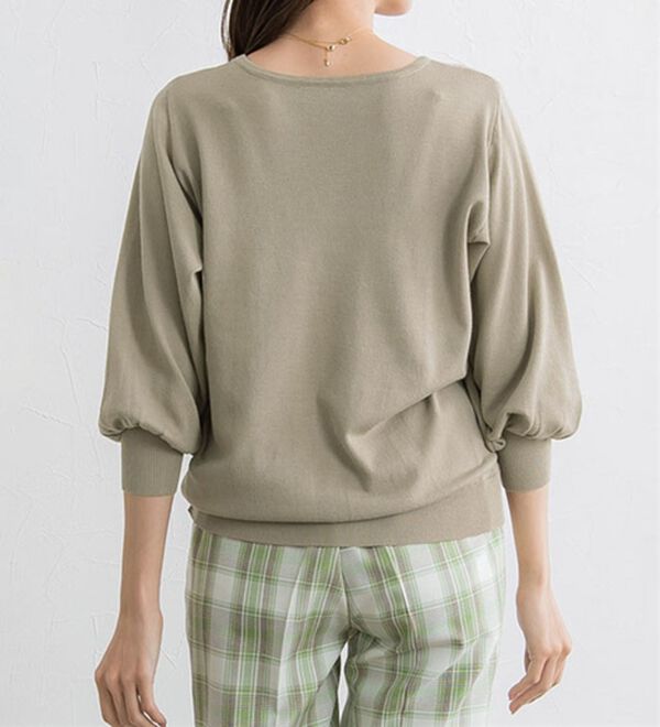 Pierrot（ピエロ）の「【選べるネック】シルクタッチバルーンニット（ニット・セーター）」｜詳細画像