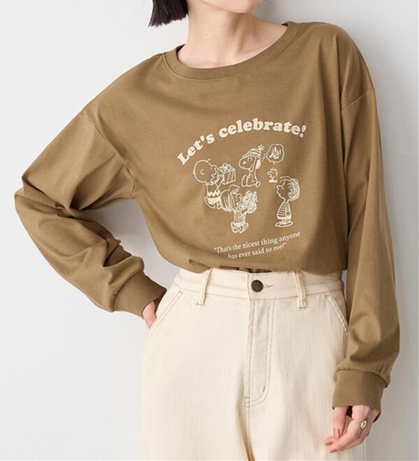 Viola e Viola（ヴィオラ エ ヴィオラ）の「【スペシャルコラボ】スヌーピーCelebrateTシャツ（Tシャツ）」｜詳細画像