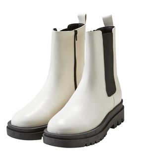 GeeRA（ジーラ）の「トラックソールサイドゴアブーツ（ブーツ）」｜アイボリー