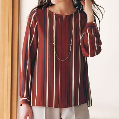 BELLUNA（ベルーナ）の「すぽっと楽ちんプリントブラウス（ブラウス）」