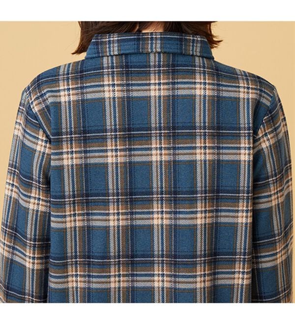 BELLUNA（ベルーナ）の「【ふわふわ裏ファー】パチパチしにくい裏ファーオーバーブラウス（ブラウス）」｜詳細画像