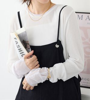 Viola e Viola（ヴィオラ エ ヴィオラ）の「程よい透け感大人シアー素材切替トップス（カットソー）」｜オフホワイト