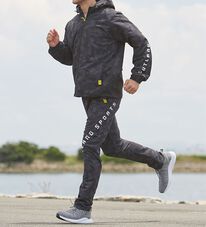 「＜アウトランド　スポーツ＞大人の洗練ウォーキングスーツ（ビジネススーツ）」