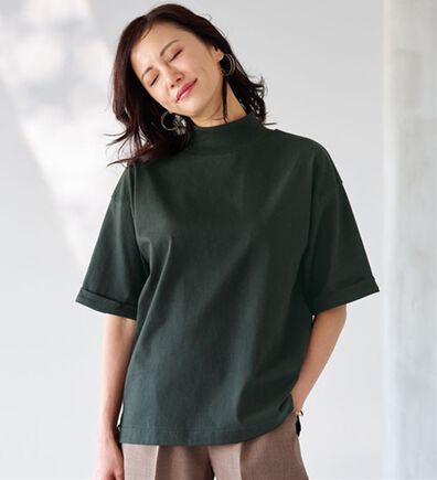 BELLUNA（ベルーナ）の「小顔見せ！ヒンヤリハイネックオーバーサイズＴシャツ（Tシャツ）」