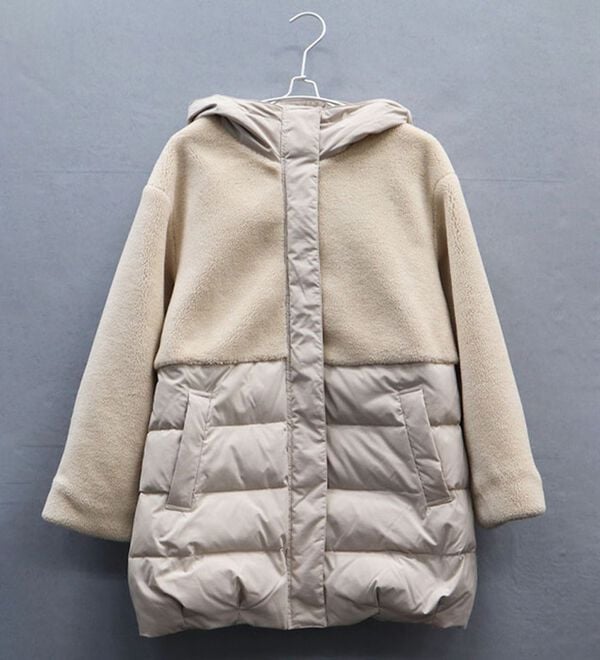 BELLUNA（ベルーナ）の「ボア切替デザインロングダウンコート（ダウンコート・ジャケット・ベスト）」｜詳細画像