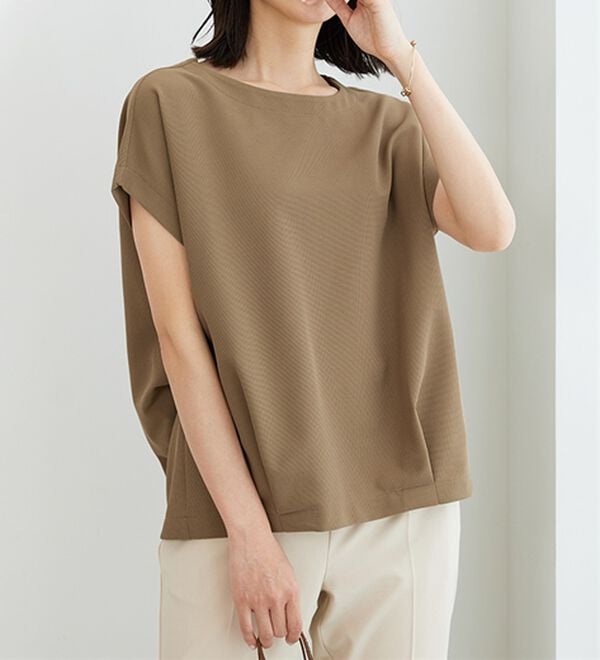 BELLUNA（ベルーナ）の「ミニワッフル素材裾タックプルオーバー（カットソー）」｜詳細画像