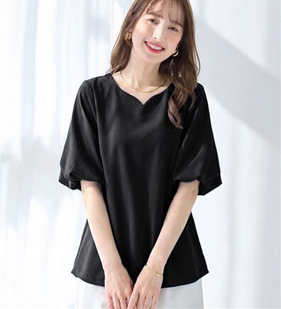 alotta（アロッタ）の「【接触冷感】パフ袖ハートネックブラウスＴシャツ（ブラウス）」