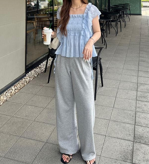 GeeRA（ジーラ）の「フリルシャーリングブラウス（ブラウス）」｜詳細画像