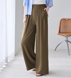 Viola e Viola（ヴィオラ エ ヴィオラ）の「さらさらＥＡＳＹ細魅せ叶う！とろみタックワイドパンツ（ワイドパンツ・ガウチョ）」｜詳細画像