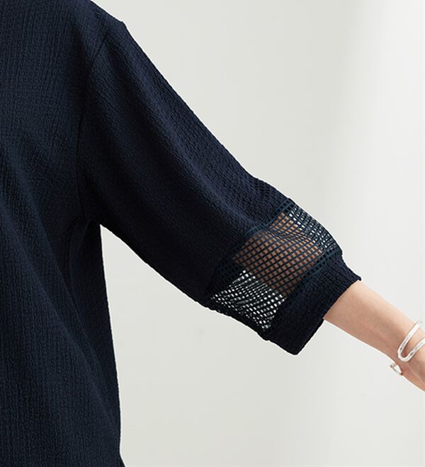 BELLUNA（ベルーナ）の「ジャカード素材袖メッシュレースプルオーバー（カットソー）」｜詳細画像