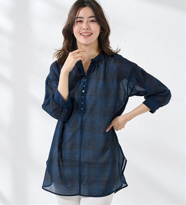 BELLUNA（ベルーナ）の「シャリ感シアー素材多ボタンチュニック（チュニック）」｜詳細画像