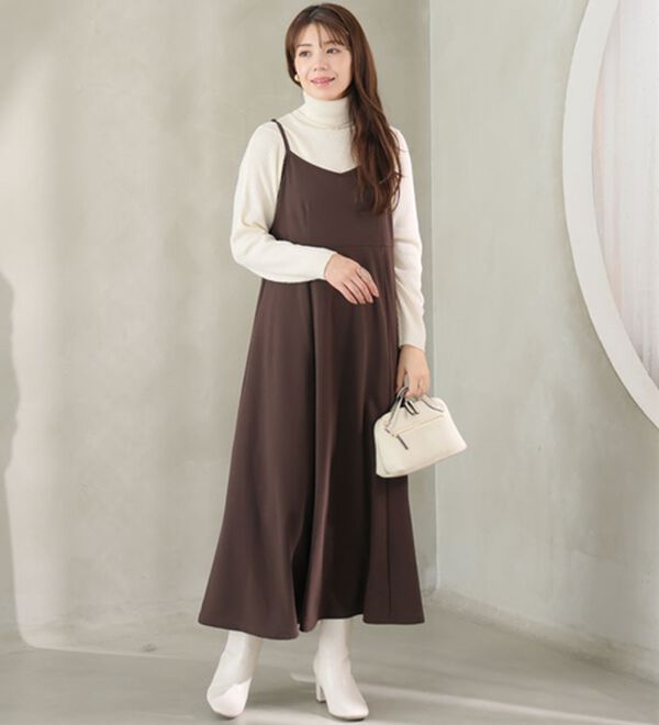 A HAPPY MARILYN（アハッピーマリリン）の「【Ｌ～６Ｌ】スポッと着られる！バックリボンｏｒ肩フリルから選べるバックデザインワンピ－ス（ジャンパースカート）」｜詳細画像