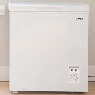 「上開き冷凍庫　６６Ｌ（キッチン家電・調理家電）」