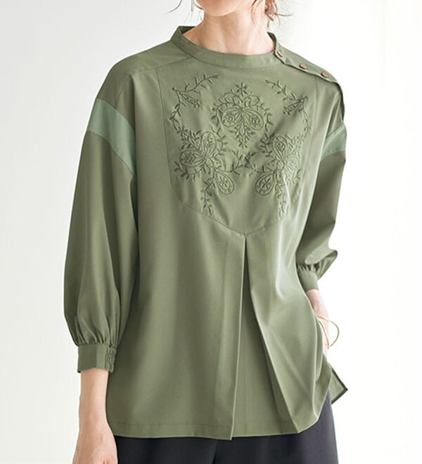 BELLUNA（ベルーナ）の「おすまし刺しゅうブラウス（ブラウス）」｜詳細画像