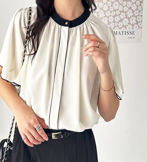 GeeRA（ジーラ）の「前後２ＷＡＹ配色フレアー袖ブラウス（ブラウス）」｜詳細画像