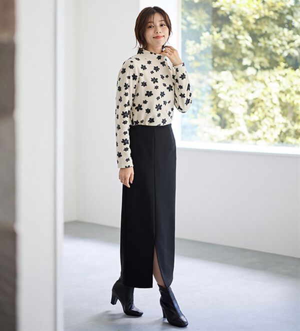 LAVIENNE（ラヴィエンヌ）の「薄手ストレッチフリースのプリントハイネック長袖（ニット・セーター）」｜詳細画像