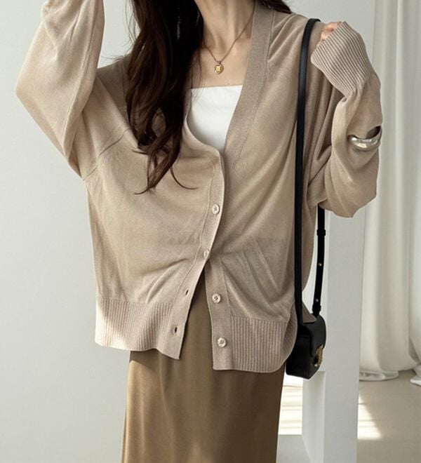 GeeRA（ジーラ）の「接触冷感！Ｖネックカーディガン（ニットカーディガン）」｜詳細画像