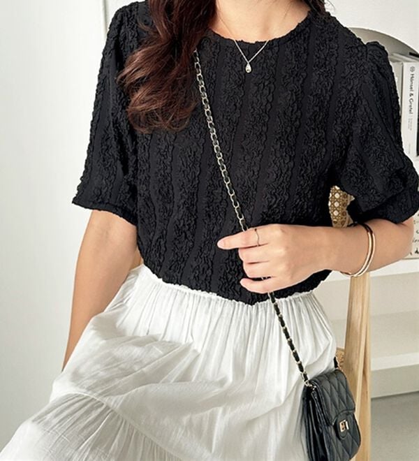 GeeRA（ジーラ）の「ボリュームジャカードカットソー（カットソー）」｜詳細画像