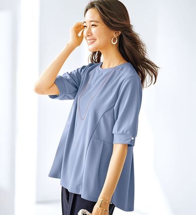 BELLUNA（ベルーナ）の「ジョーゼット素材タック使いＴブラウス（ブラウス）」