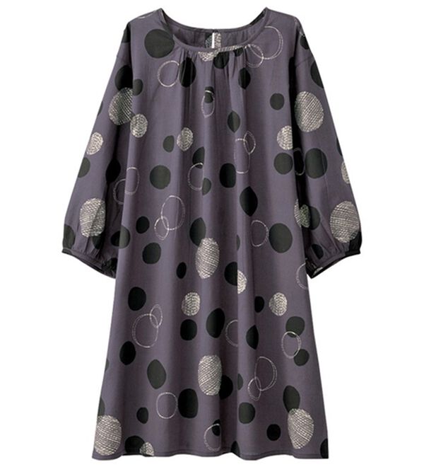 BELLUNA（ベルーナ）の「綿１００％ナチュラルプリントチュニック（チュニック）」｜ドット柄(チャコール)