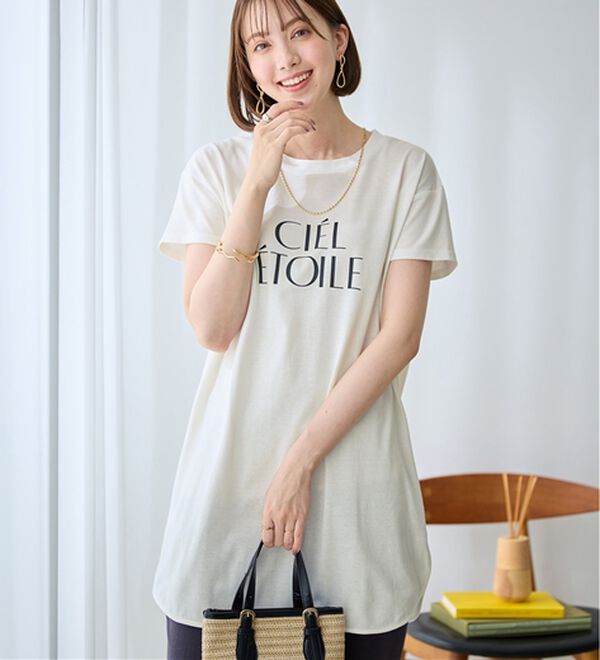 Viola e Viola（ヴィオラ エ ヴィオラ）の「ひんやり＆さらり綿混チュニックＴシャツ（チュニック）」｜ホワイトロゴ