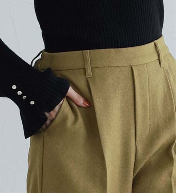 Pierrot（ピエロ）の「大人シルエットウールライクタックワイドパンツ（ワイドパンツ・ガウチョ）」｜詳細画像