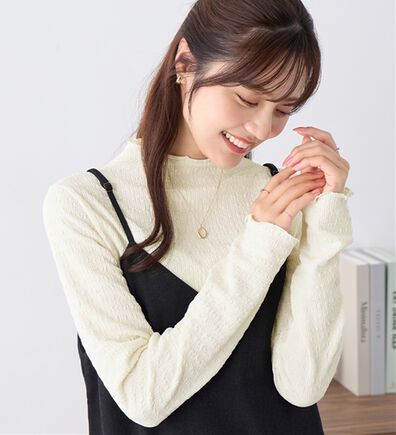 alotta（アロッタ）の「頼れる着回し力！立体ジャガード素材インナープルオーバー（カットソー）」