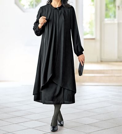 BELLUNA（ベルーナ）の「洗える！ゆったりフォーマルワンピース（ブラックフォーマル（喪服・礼服））」