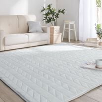 iellio（イエリオ）の「はっ水抗菌防臭ウレタン入りラグ（カーペット）」