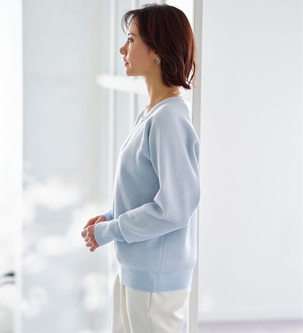 BELLUNA（ベルーナ）の「トレーナー感覚！きれいめカジュアルさんのためのニットトレーナー（ニット・セーター）」｜詳細画像