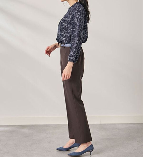 BELLUNA（ベルーナ）の「ジョーゼット素材フレアーパンツ（フルレングスパンツ）」｜詳細画像