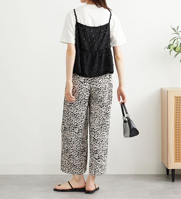 BELLUNA（ベルーナ）の「シフォン素材フェザービスチェ（タンクトップ・キャミソール）」｜詳細画像