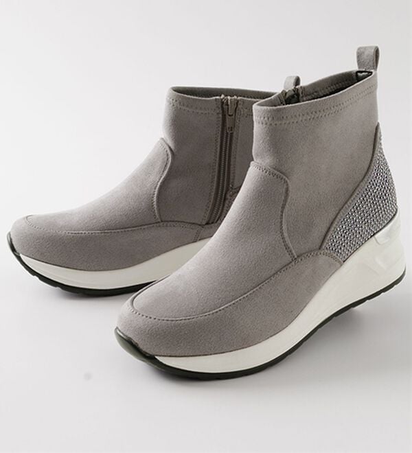 BELLUNA（ベルーナ）の「４Ｅ厚底ビジュー使いストレッチブーツ（ブーツ）」｜グレー