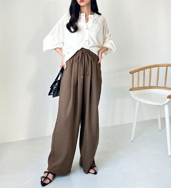 GeeRA（ジーラ）の「【体型カバー】上品なのにラクちんワイドパンツ（フルレングスパンツ）」｜詳細画像