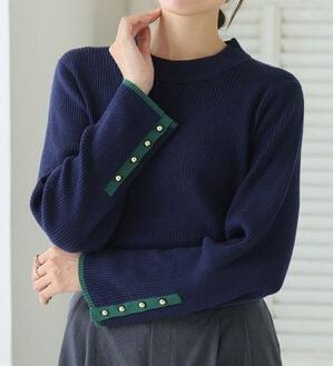 A HAPPY MARILYN（アハッピーマリリン）の「【Ｌ～８Ｌ】ちくちくしない！袖ボタンもっちり配色リブニット（ニット・セーター）」｜ネイビー&times;グリーン