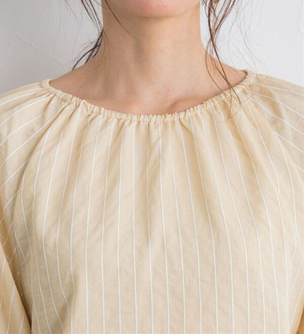 Pierrot（ピエロ）の「ストライプギャザーブラウス（ブラウス）」｜詳細画像