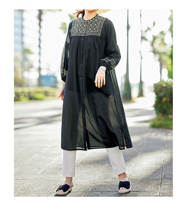 BELLUNA（ベルーナ）の「インド綿配色刺しゅうワンピース（チュニックワンピース）」｜詳細画像