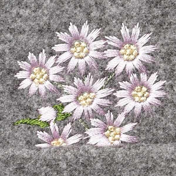 BELLUNA（ベルーナ）の「ポケット刺しゅうゆったりパンツ（フルレングスパンツ）」｜詳細画像