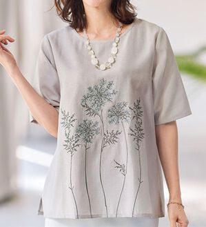 BELLUNA（ベルーナ）の「花柄パネル刺しゅうデザインブラウス（ブラウス）」｜詳細画像