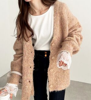 GeeRA（ジーラ）の「ブークレミックスシャギーカーディガン（ニットカーディガン）」｜ベージュ