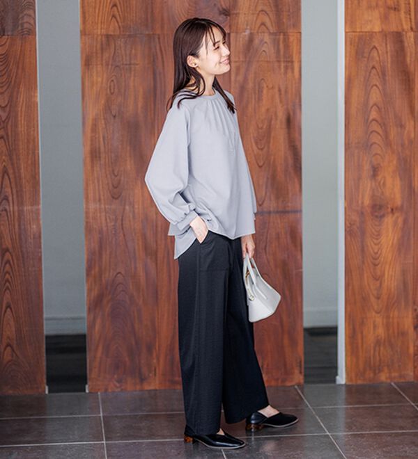 BELLUNA（ベルーナ）の「【再入荷】ボリューム袖美人顔バックフレアーＴブラウス（ブラウス）」｜詳細画像