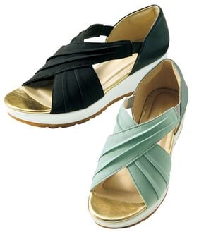 BELLUNA（ベルーナ）の「クロスデザインウェッジサンダル（サンダル・ミュール）」｜詳細画像