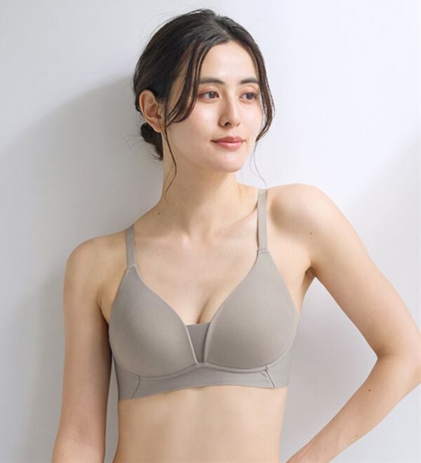 LAVIENNE（ラヴィエンヌ）の「ミセスのためのシームレスブラ（ブラジャー）」｜詳細画像