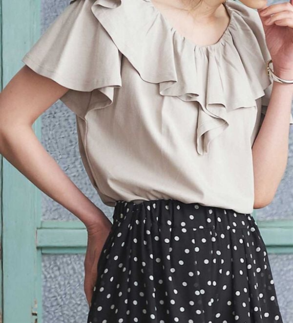 RANAN（ラナン）の「ひんやり！綿１００％フリル衿カットソープルオーバー（カットソー）」｜詳細画像