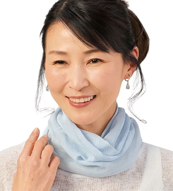 「日本製　遮熱＆ＵＶカット　ネックカバー（その他ファッション小物）」｜アイスブルー