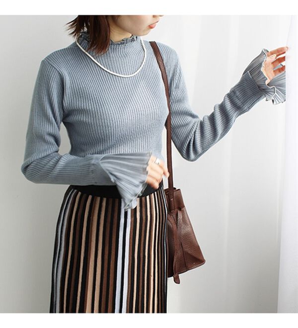 GeeRA（ジーラ）の「プリーツ付ハイネックリブニットトップス（ニット・セーター）」｜詳細画像
