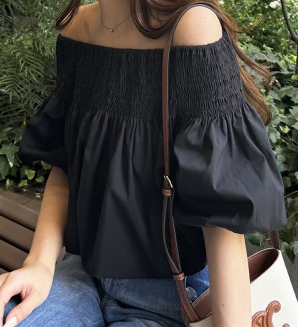 GeeRA（ジーラ）の「ドロストオフショルブラウス（ブラウス）」｜詳細画像