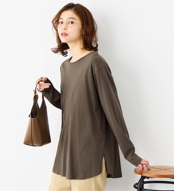 Viola e Viola（ヴィオラ エ ヴィオラ）の「【吸湿発熱】あったか綿１００％チュニックTシャツ（チュニック）」｜詳細画像