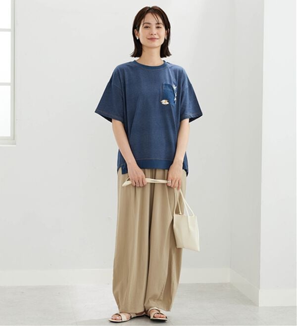 BELLUNA（ベルーナ）の「ネコ刺しゅうデニム調プルオーバー（カットソー）」｜詳細画像