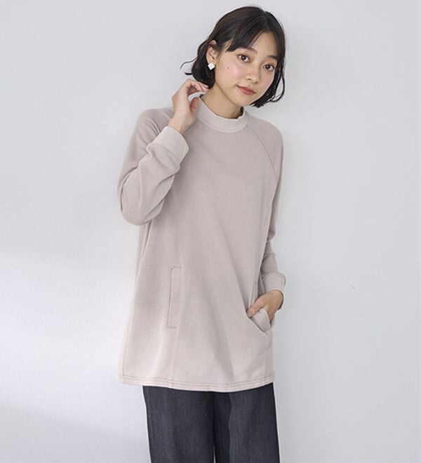 BELLUNA（ベルーナ）の「綿入り素材ラグランデザインポケットトレーナー（トレーナー・スウェット）」｜詳細画像